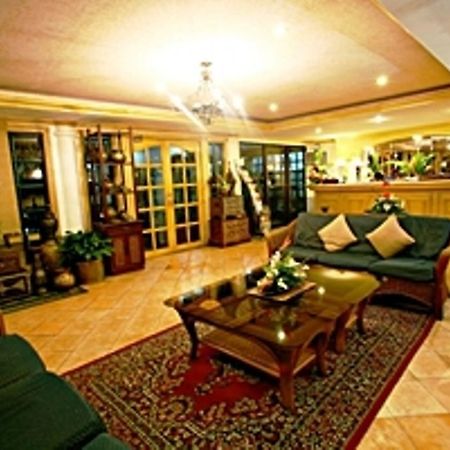 Villa Margarita Hotel Davao City Dış mekan fotoğraf